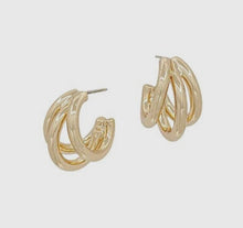 Load image into Gallery viewer, Sarah’s Mini Hoop Earrings - Backwards Boutique 