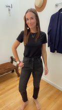Load image into Gallery viewer, Kut from the Kloth Rosa High Rise Vintage Wash Jeans - Backwards Boutique 