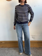 Load image into Gallery viewer, KUT From The Kloth Jean’s High Rise Wide Leg Jeans - Backwards Boutique