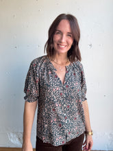 Load image into Gallery viewer, Dylan Puff Sleeve Top - Backwards Boutique