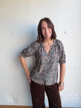 Load image into Gallery viewer, Dylan Puff Sleeve Top - Backwards Boutique