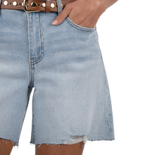 Load image into Gallery viewer, Kut From The Kloth Hailey Light Wash 6” Inseam Shorts - Backwards Boutique