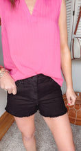 Load image into Gallery viewer, Kut From The Kloth Jane Black Denim Shorts - Backwards Boutique