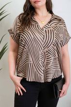 Load image into Gallery viewer, PLUS GEO PRINT COLLARED SPLIT NECK BLOUSE - Backwards Boutique 