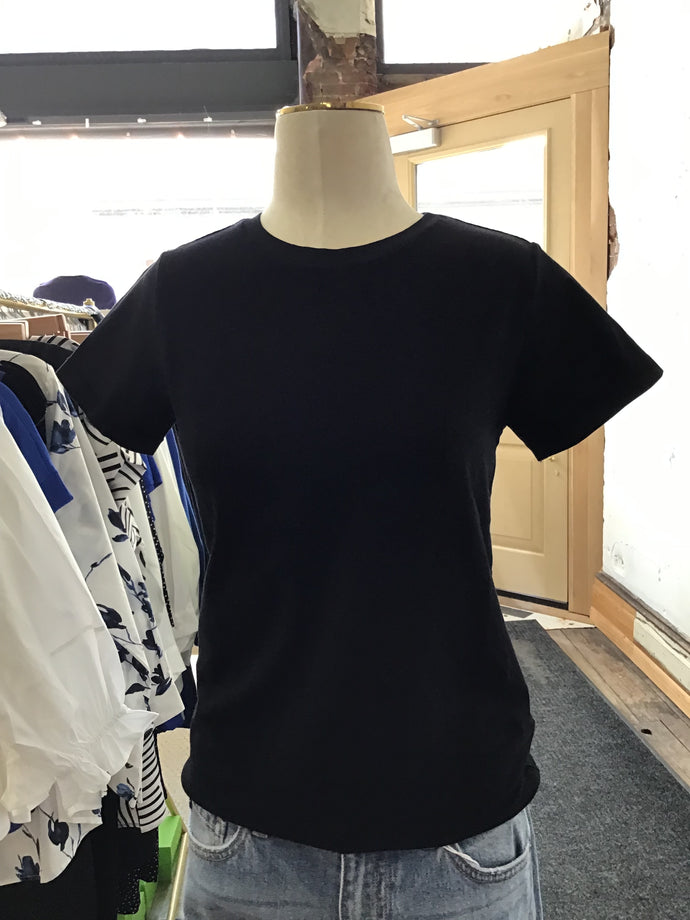 Everybody Tee - Backwards Boutique 