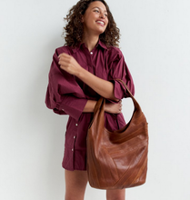 Load image into Gallery viewer, Kiki Handcrafted Leather Shoulderbag Bags - Backwards Boutique 