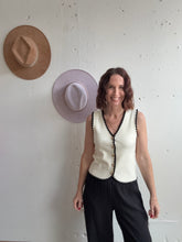 Load image into Gallery viewer, Lisa&#39;s Sweater Vest
