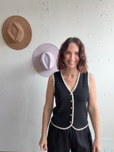 Load image into Gallery viewer, Lisa&#39;s Sweater Vest