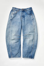 Load image into Gallery viewer, We the Free People Barrel Jeans