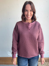 Load image into Gallery viewer, Everly Quilted Long Sleeve