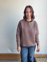 Load image into Gallery viewer, Everly Quilted Long Sleeve