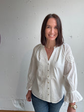 Load image into Gallery viewer, Liverpool Samantha’s 3 Quarter Blouse - Backwards Boutique 