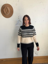 Load image into Gallery viewer, Joey’s Zigzag Sweater