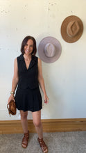 Load image into Gallery viewer, Kristin’s Sleeveless Blazer