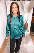Load image into Gallery viewer, Judy&#39;s Button Blouse Down - Backwards Boutique 