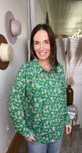 Load image into Gallery viewer, Daisy’s Floral Long Sleeve - Backwards Boutique 