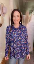Load image into Gallery viewer, Heather’s Floral Long Sleeve - Backwards Boutique 