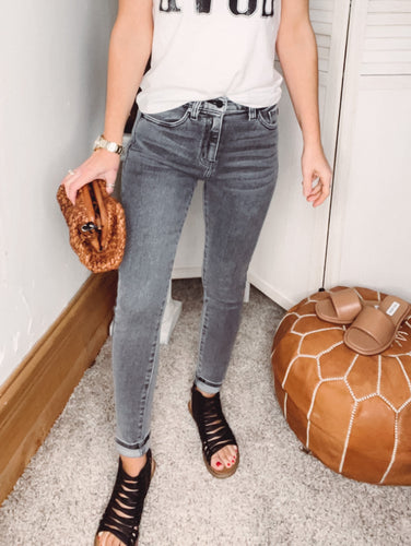 Erin KanCan Skinny Jeans - Backwards Boutique 